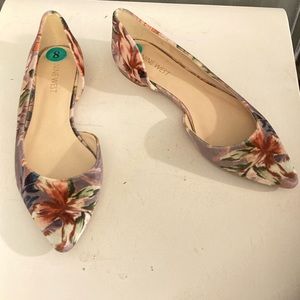 Nine West Floral Velvet Fabric Shoes Flats sz 8